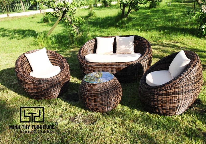 bàn ghế cafe nhựa giả mây dễ vệ sinh và di chuyển