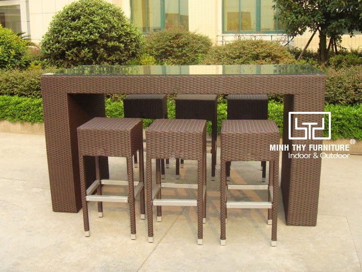 Ghế ngồi quầy bar nhựa giả mây khung nhôm chống gỉ cho rooftop bar Ghế ngồi quầy bar nhựa giả mây khung nhôm chống gỉ cho rooftop bar