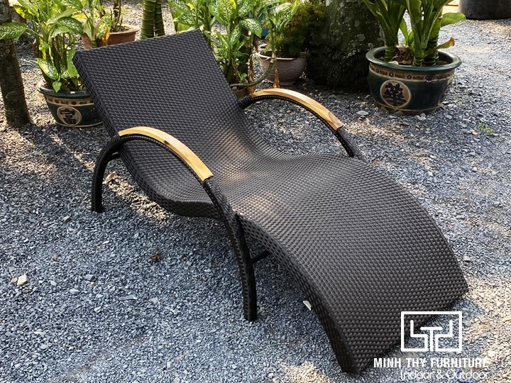 Ghế hồ bơi khung inox bền đẹp không gỉ